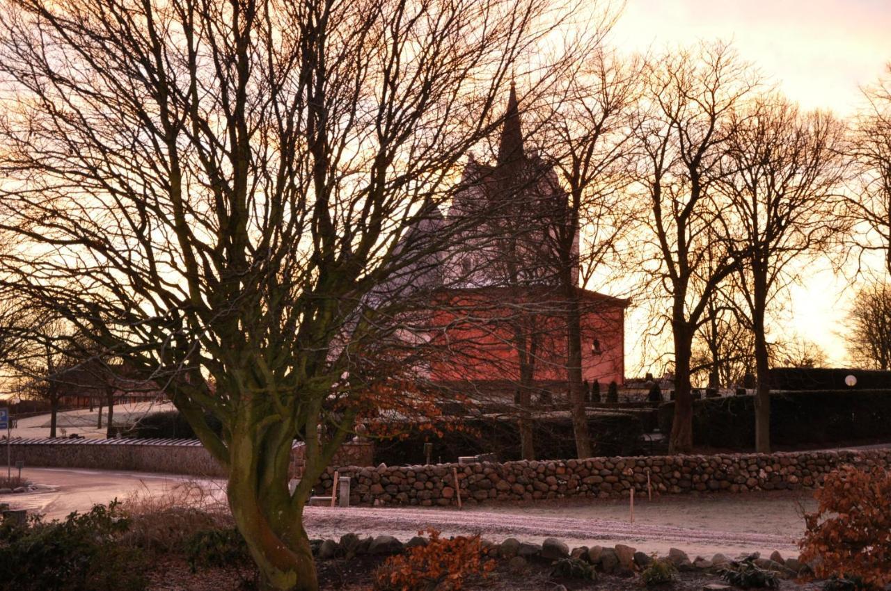 Lundsgaard Bed & Breakfast フ ァボルグ エクステリア 写真